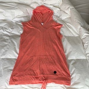 Bench sleeveless hoodie